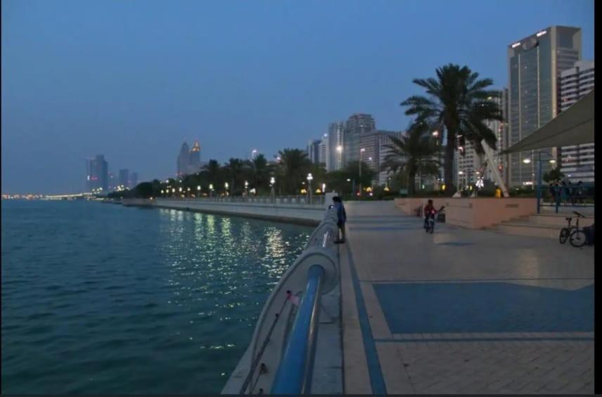 Abu Dhabi Center - For Elites Διαμέρισμα Εξωτερικό φωτογραφία